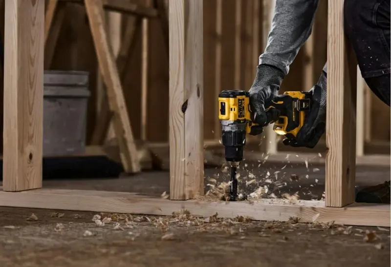 Máy khoan động lực cầm tay pin 20V DeWALT DCD805M2 (KÈM 02 PIN 4.0 + SẠC)